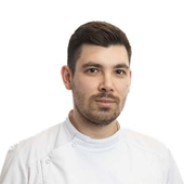 Закиров Наиль Маратович, стоматолог-терапевт