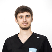 Козлов Антон Дмитриевич, стоматолог-хирург