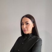 Касенова Айжан Ойратовна, стоматолог-терапевт