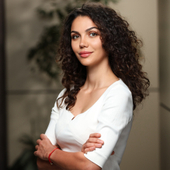 Исраелян Эллада Артуровна, врач-косметолог