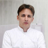 Зубов Михаил Александрович, стоматолог-хирург