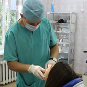 Кулаков Денис Михайлович, стоматолог-хирург