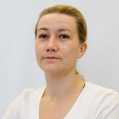 Комиссарова Алена Леонидовна, массажист