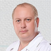 Требухин Денис Владимирович, стоматолог-хирург