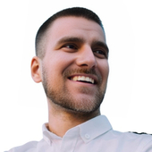 Череватый Владимир Александрович, стоматолог-терапевт