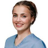 Уварова Арина Вячеславовна, ортодонт