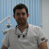 Грошков Василий Васильевич, стоматолог-терапевт