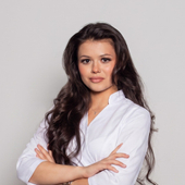 Садыкова Алина Альбертовна, стоматолог-терапевт