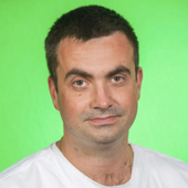 Евстафьев Денис Алексеевич, стоматолог-эндодонт