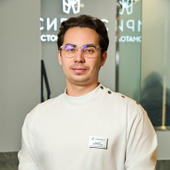 Хангараев Ленар Рашитович, стоматолог-терапевт