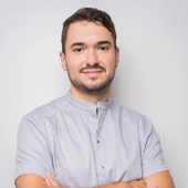 Осипов Сергей Сергеевич, стоматолог-хирург