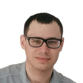 Яицков Максим Александрович, стоматолог-хирург