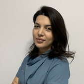 Мискуева Алжанна Бахтыяровна, стоматолог-терапевт