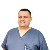 Москов Владислав Валентинович, стоматолог-хирург