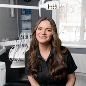 Устинова (Давлетшина) Айгуль Шамиловна, стоматолог-хирург