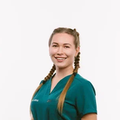 Шапошникова Карина Романовна, детский стоматолог
