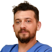 Василевский Василий Игоревич, стоматолог-терапевт