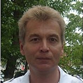 Бородин Аркадий Геннадьевич, стоматолог-хирург