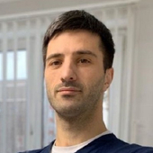 Магомедов Ренат Сагидович, стоматолог-терапевт