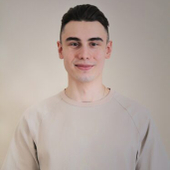 Красавин Арьян Шахинович, стоматолог-ортопед