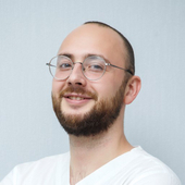 Захаров Евгений Юрьевич, стоматолог-ортопед