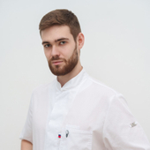 Мугсинов Данис Ильдарович, стоматолог-терапевт