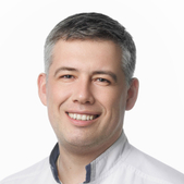 Криволапов Илья Владимирович, стоматолог-хирург