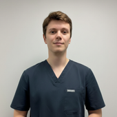 Лупушару Антон Владимирович, стоматолог-терапевт