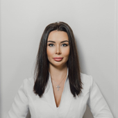 Уклонская Юлия Евгеньевна, косметолог