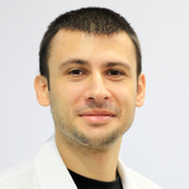 Титов Дмитрий Константинович, офтальмолог-хирург