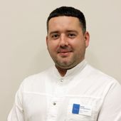 Васяев Александр Сергеевич, стоматолог-терапевт