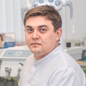 Габдрахманов Роман Альбертович, стоматолог-терапевт