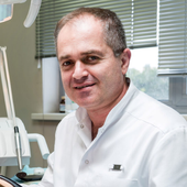 Маркосян Артак Гарникович, стоматолог-ортопед