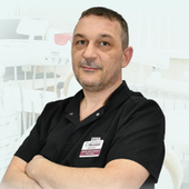 Чистяков Денис Анатольевич, стоматолог-терапевт