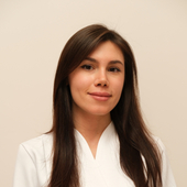 Казарян Валерия Эдуардовна, врач-косметолог