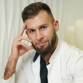 Немашкалов Роман Андреевич, пластический хирург