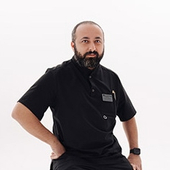 Есенов Тимур Юрьевич, стоматолог-хирург