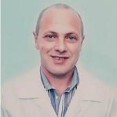 Лернер Ян Борисович, стоматолог-терапевт