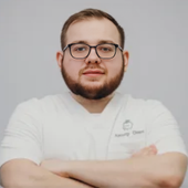 Кругляк Сергей Евгеньевич, стоматолог-терапевт