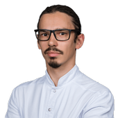 Дуданов Максим Викторович, стоматолог-хирург