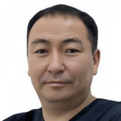 Кондратьев Максим Геннадьевич, пластический хирург