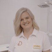 Шульженко Людмила Валерьевна, стоматолог-хирург