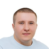 Антипов Роман Олегович, стоматолог-хирург