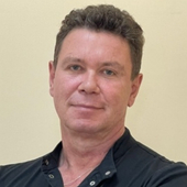 Монастырев Дмитрий Владимирович, врач-косметолог