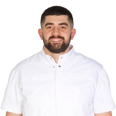 Тулатов Заур Валерьевич, стоматолог-хирург