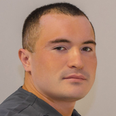 Савенков Николай Николаевич, стоматолог-хирург