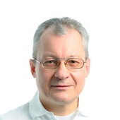 Скухторов Владимир Вячеславович, стоматолог-хирург