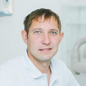 Агеев Александр Геннадьевич, стоматолог-хирург