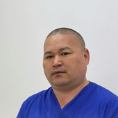 Токуров Ибрахим, стоматолог-терапевт