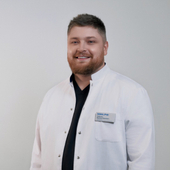 Лабухин Максим Павлович, стоматолог-хирург